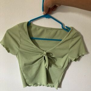 SHEIN Light Green Ribbed Crop Top